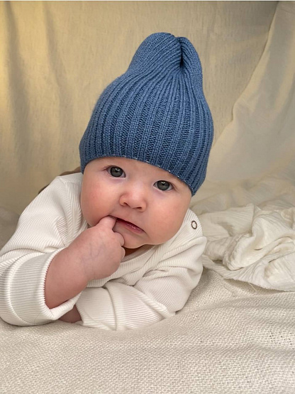 Б-299 Шапочка детская в стиле "Бини". вязаная. полушерсть, джинс