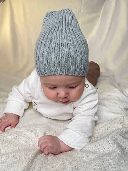 Б-299 Шапочка детская в стиле "Бини". вязаная. полушерсть, серая